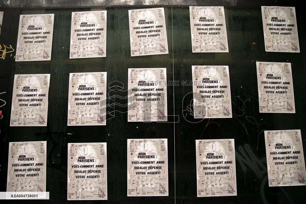 Paris Mayor's Expense Reports Displayed in The Middle of The Street - Paris