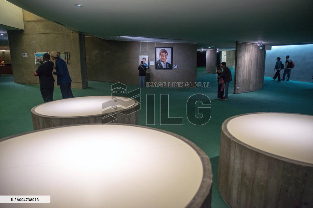 Illustration - Communist Party Headquarters - Paris