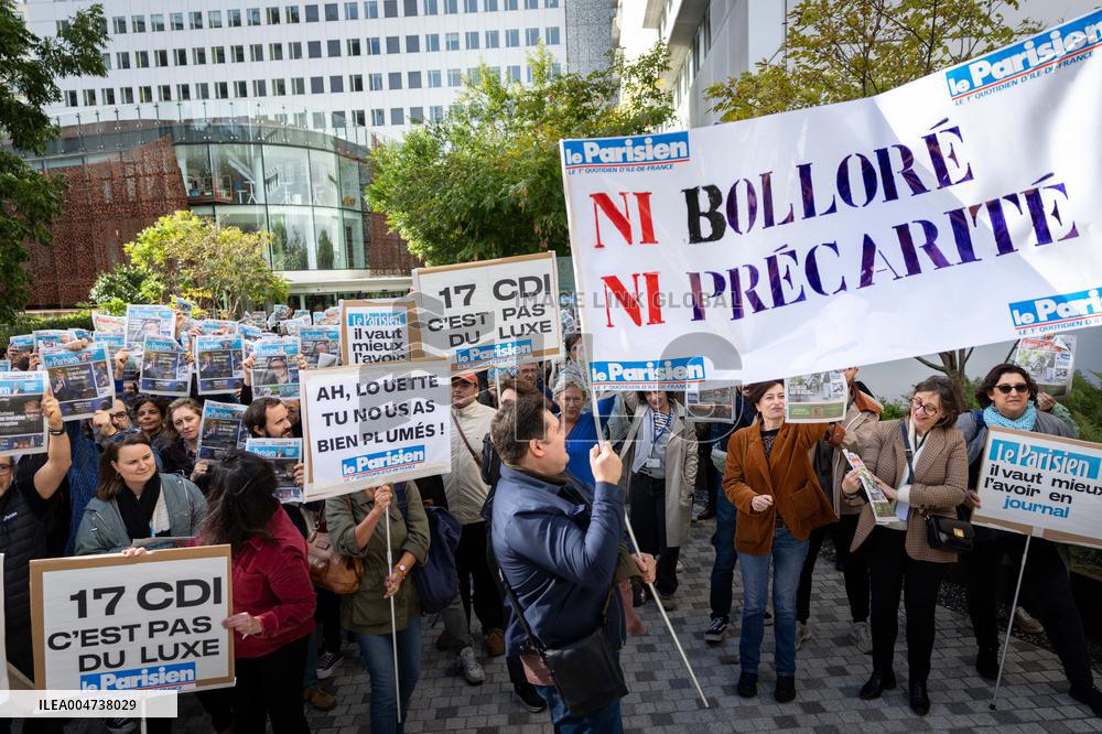 Demonstration Of Journalists And Staff Members Of Le Parisien - Paris AJ