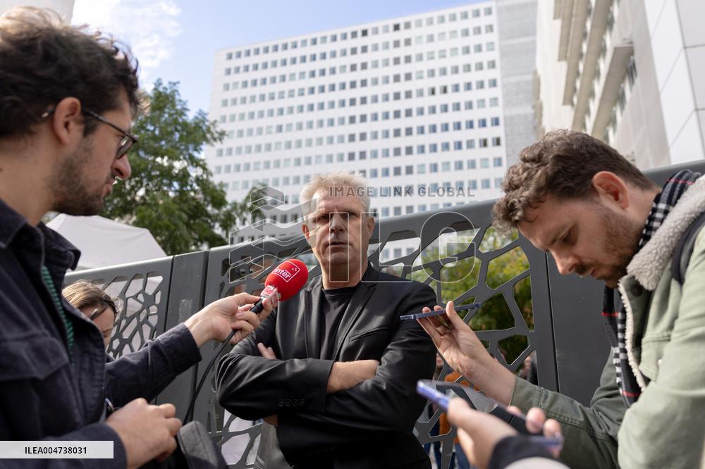 Demonstration Of Journalists And Staff Members Of Le Parisien - Paris AJ
