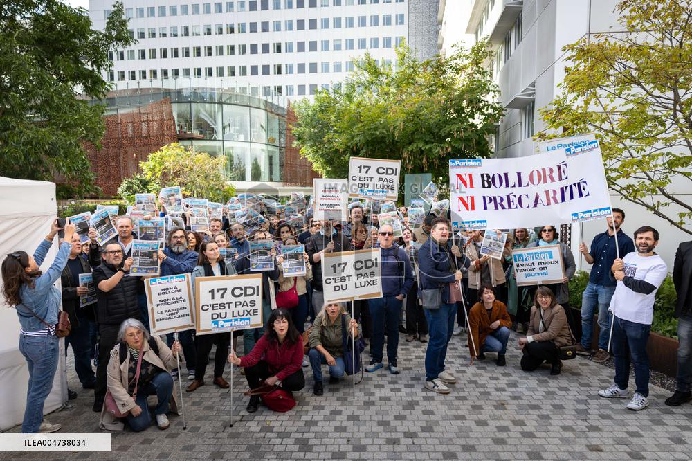 Demonstration Of Journalists And Staff Members Of Le Parisien - Paris AJ