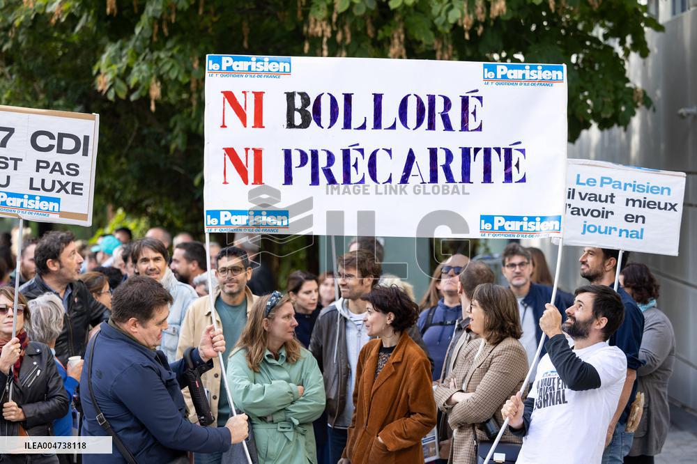 Demonstration Of Journalists And Staff Members Of Le Parisien - Paris AJ