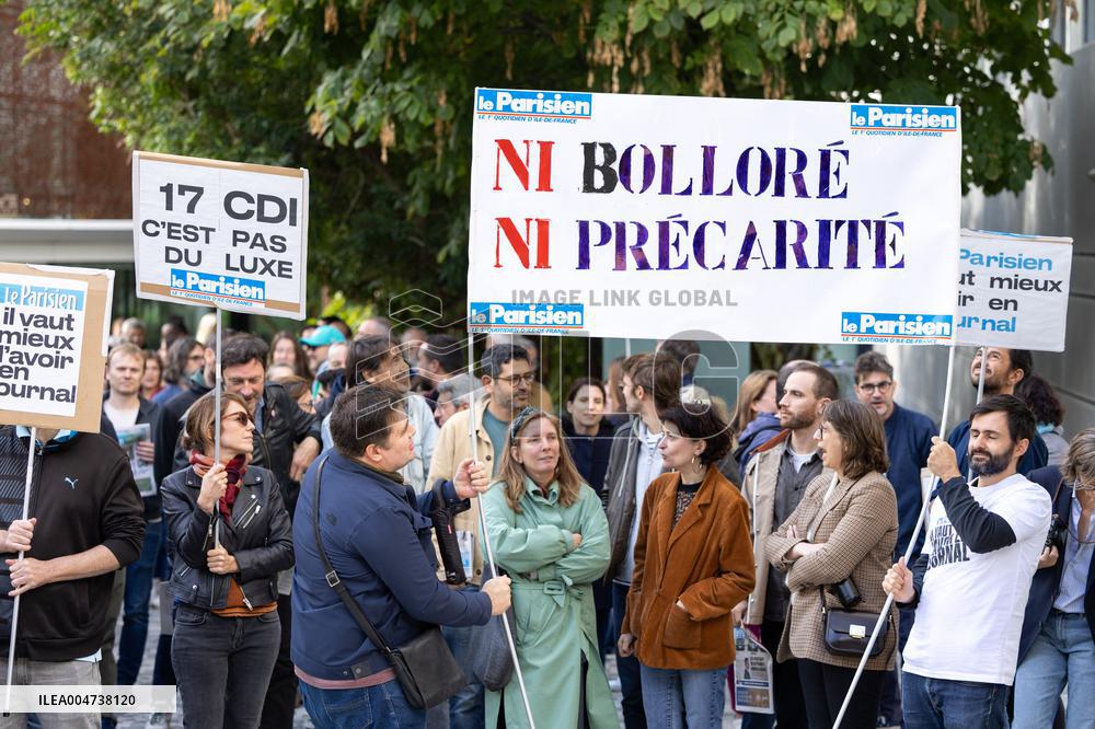 Demonstration Of Journalists And Staff Members Of Le Parisien - Paris AJ