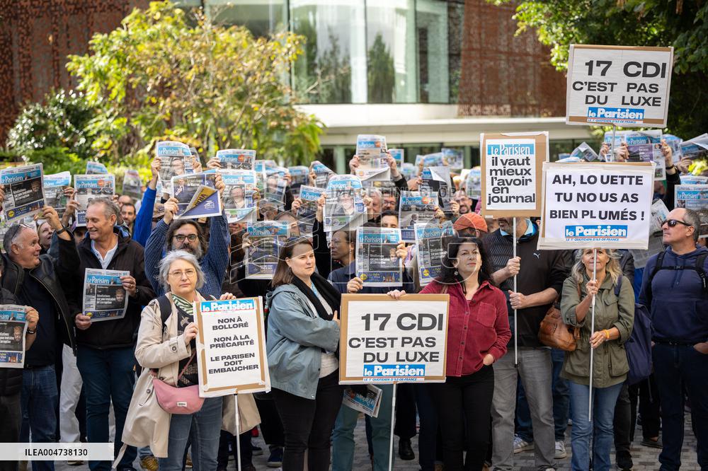 Demonstration Of Journalists And Staff Members Of Le Parisien - Paris AJ