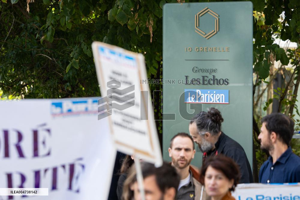Demonstration Of Journalists And Staff Members Of Le Parisien - Paris AJ