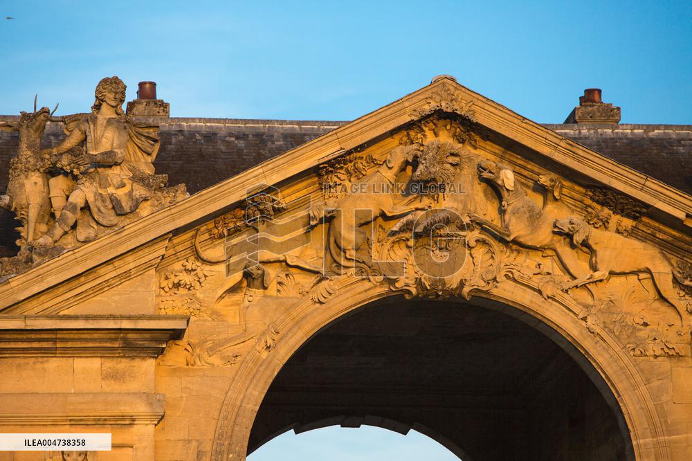 Illustration - Chantilly