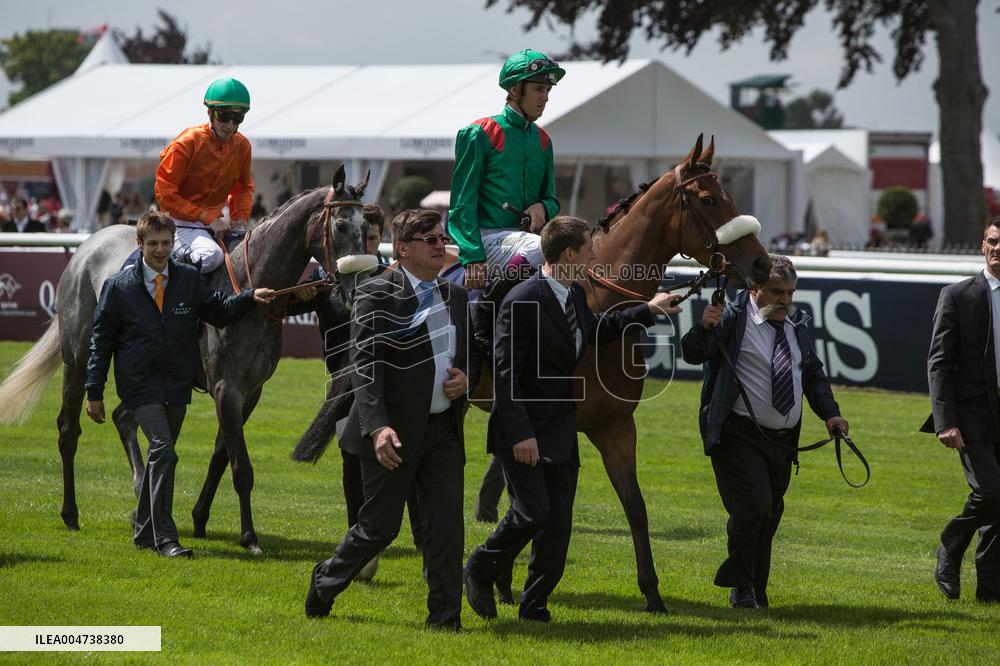 Illustration - Chantilly