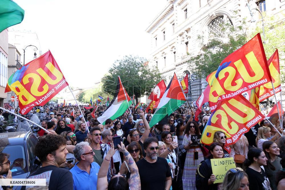 Over 10000 Demonstrators Marched For Palestine - Palermo