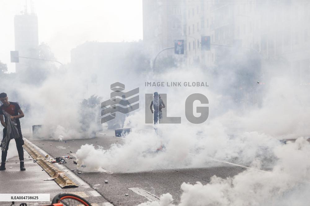 Violent Clashes During The General Strike for Palestine - Milan
