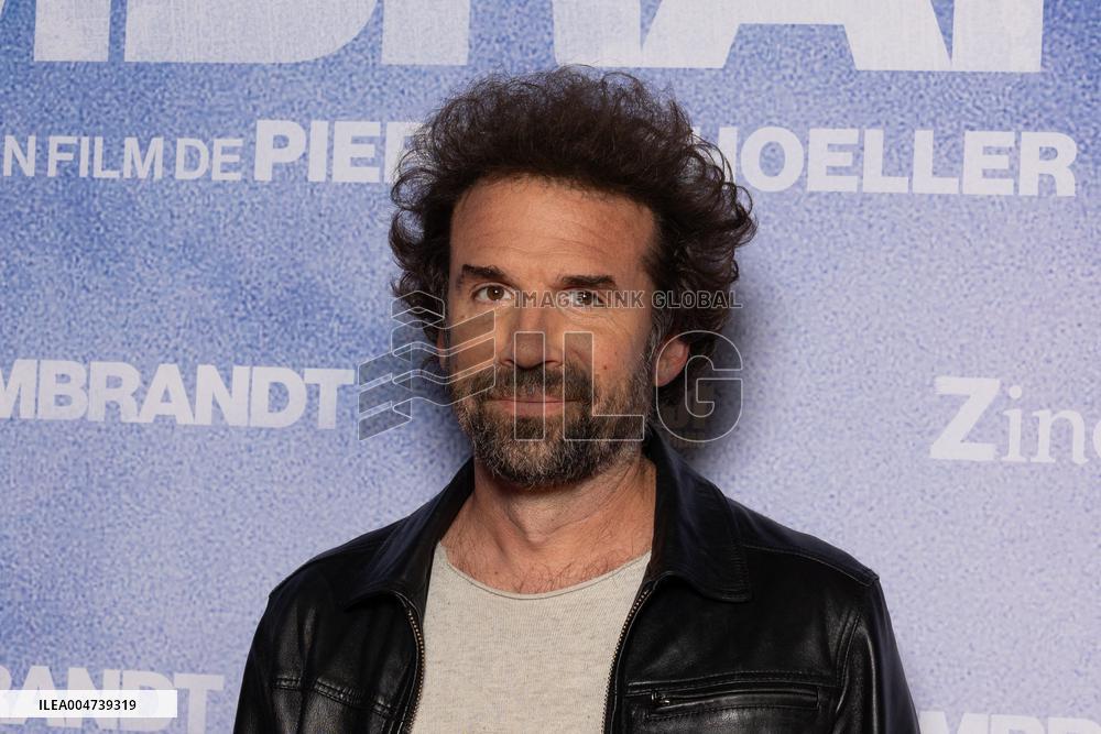 Rembrandt Paris Film Premiere