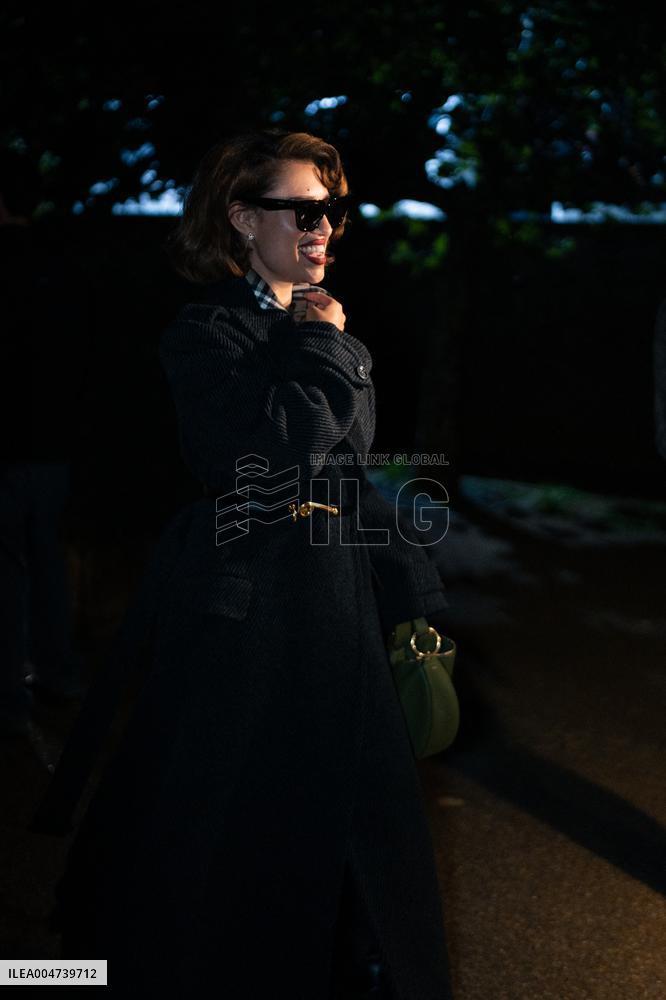 LFW - Burberry Outside