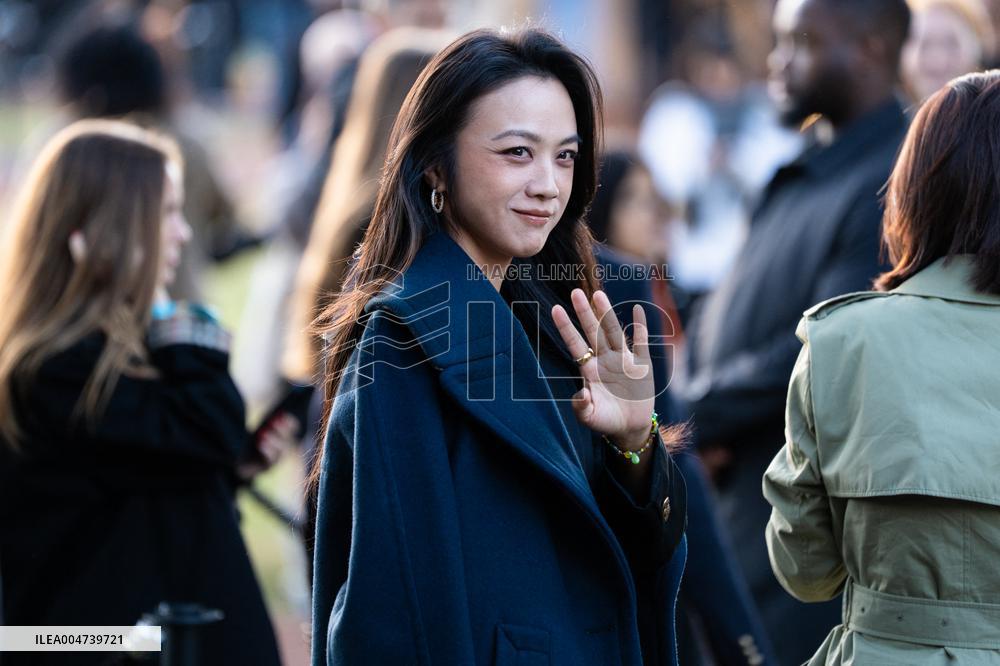 LFW - Burberry Outside