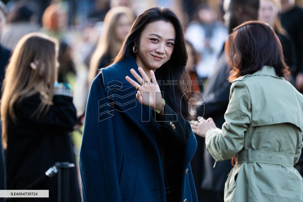 LFW - Burberry Outside