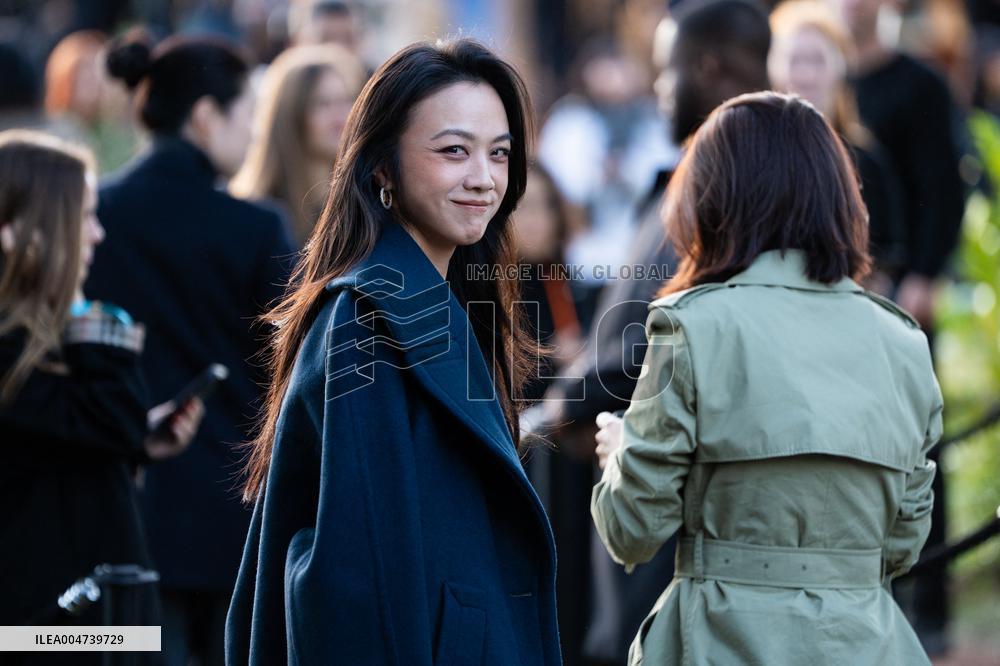 LFW - Burberry Outside