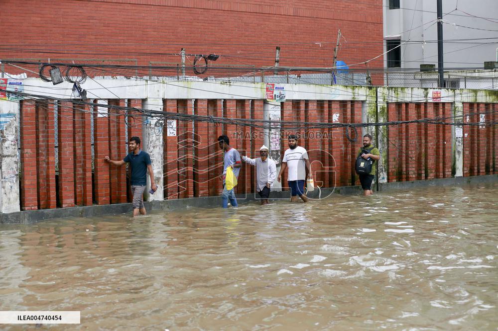 Heavy Rains Flood Dhaka - Bangladesh