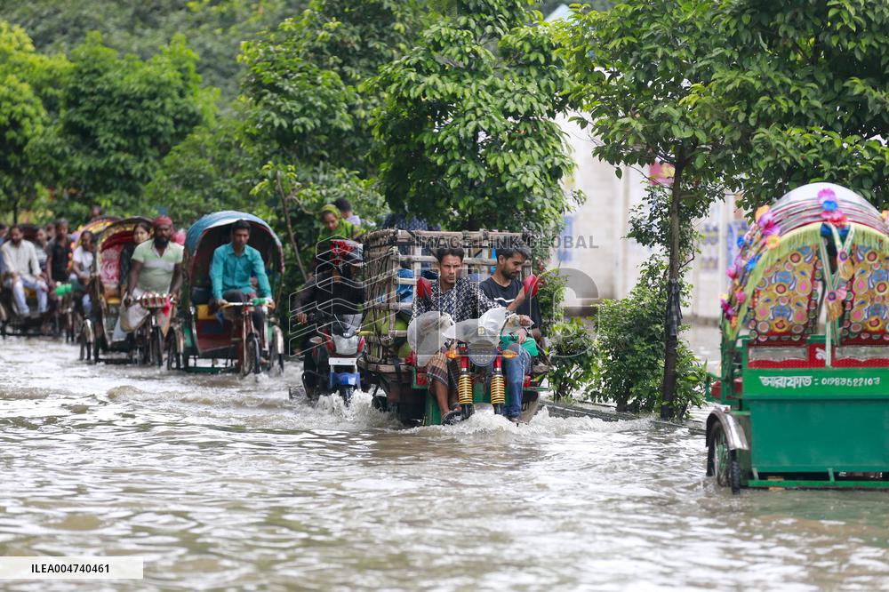 Heavy Rains Flood Dhaka - Bangladesh