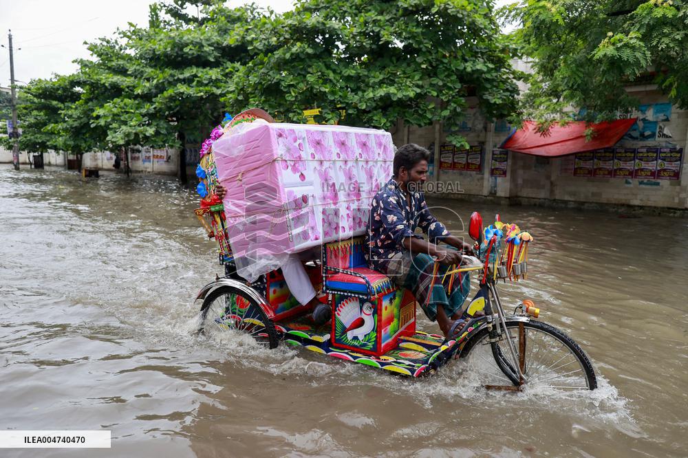 Heavy Rains Flood Dhaka - Bangladesh