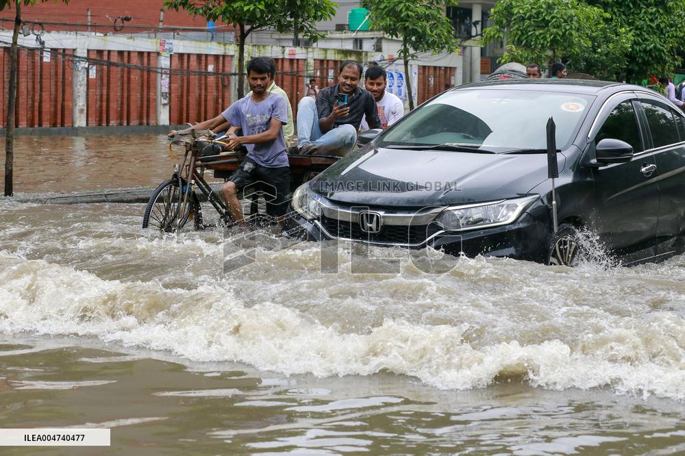 Heavy Rains Flood Dhaka - Bangladesh