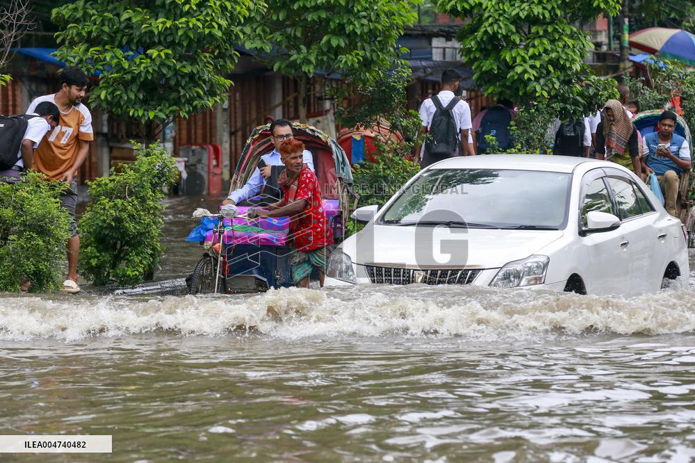 Heavy Rains Flood Dhaka - Bangladesh