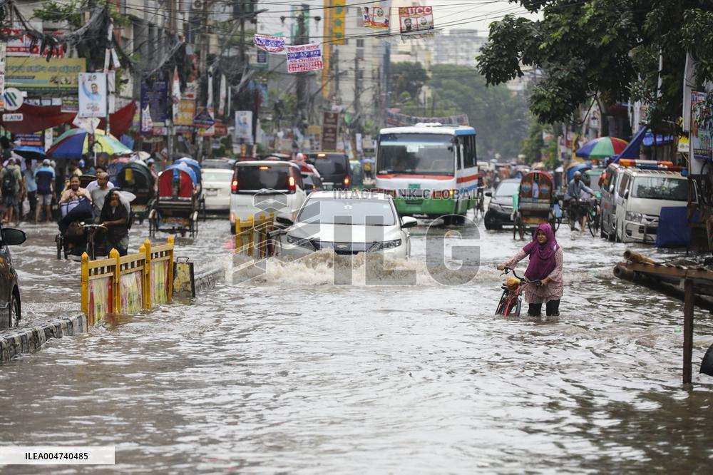 Heavy Rains Flood Dhaka - Bangladesh