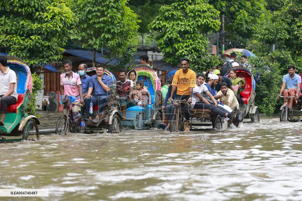 Heavy Rains Flood Dhaka - Bangladesh