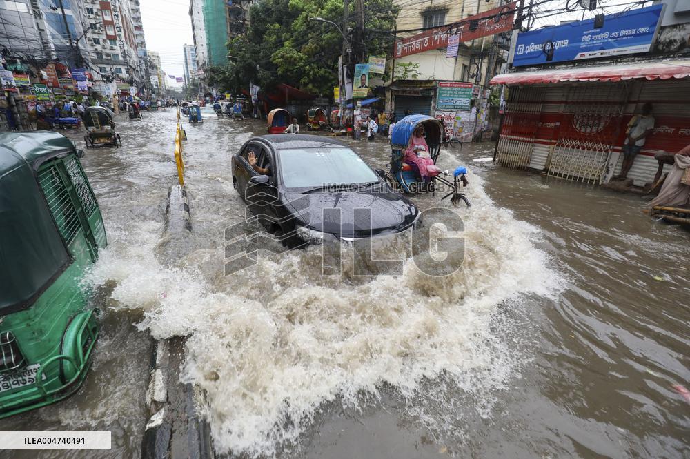 Heavy Rains Flood Dhaka - Bangladesh