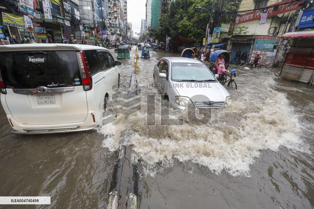 Heavy Rains Flood Dhaka - Bangladesh