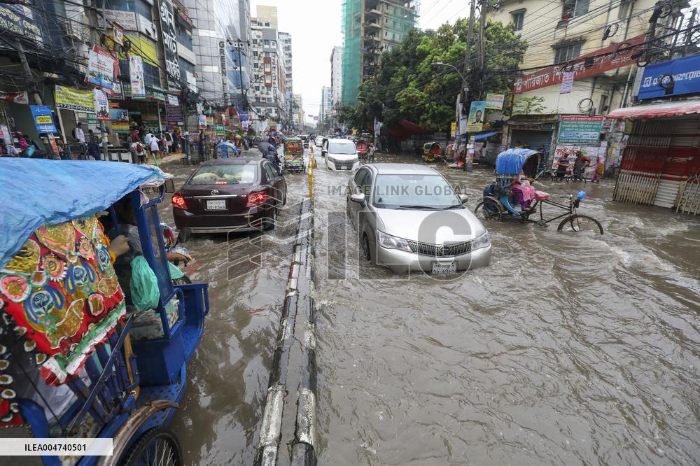 Heavy Rains Flood Dhaka - Bangladesh