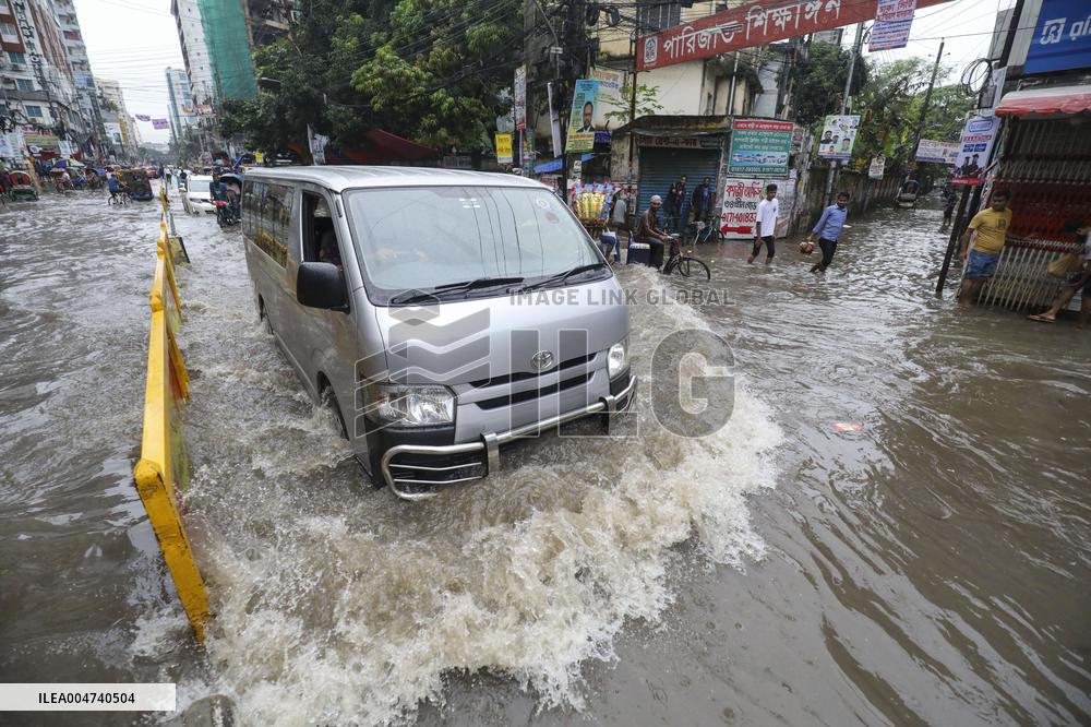 Heavy Rains Flood Dhaka - Bangladesh