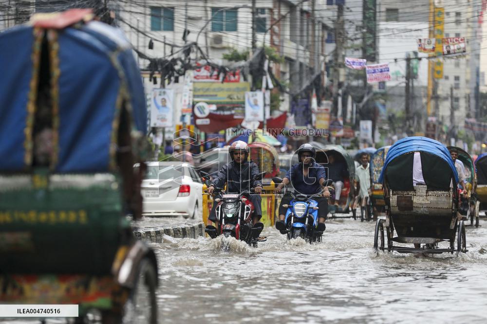 Heavy Rains Flood Dhaka - Bangladesh