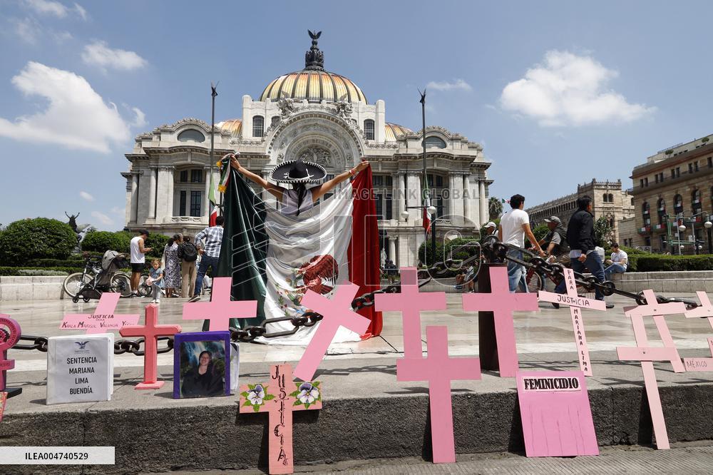 Demonstration Demanding Justice For Victims Of Feminicides - Mexico