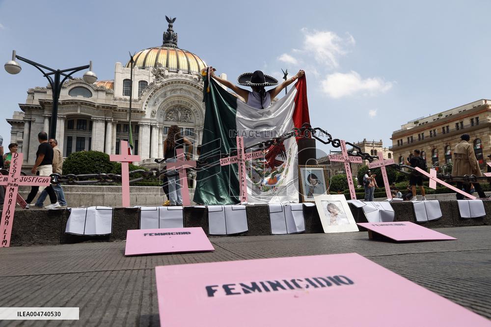 Demonstration Demanding Justice For Victims Of Feminicides - Mexico