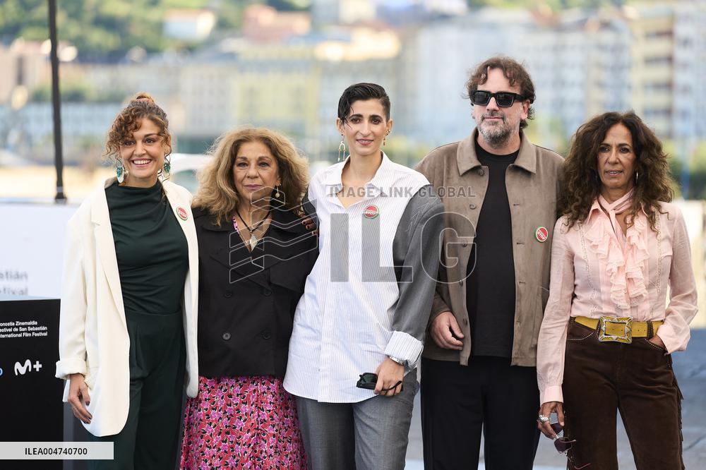 73rd San Sebastian International Film Festival - 'Flores para Antonio' Photocall