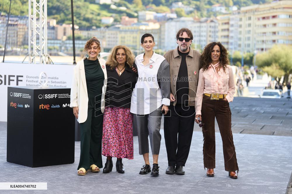 73rd San Sebastian International Film Festival - 'Flores para Antonio' Photocall