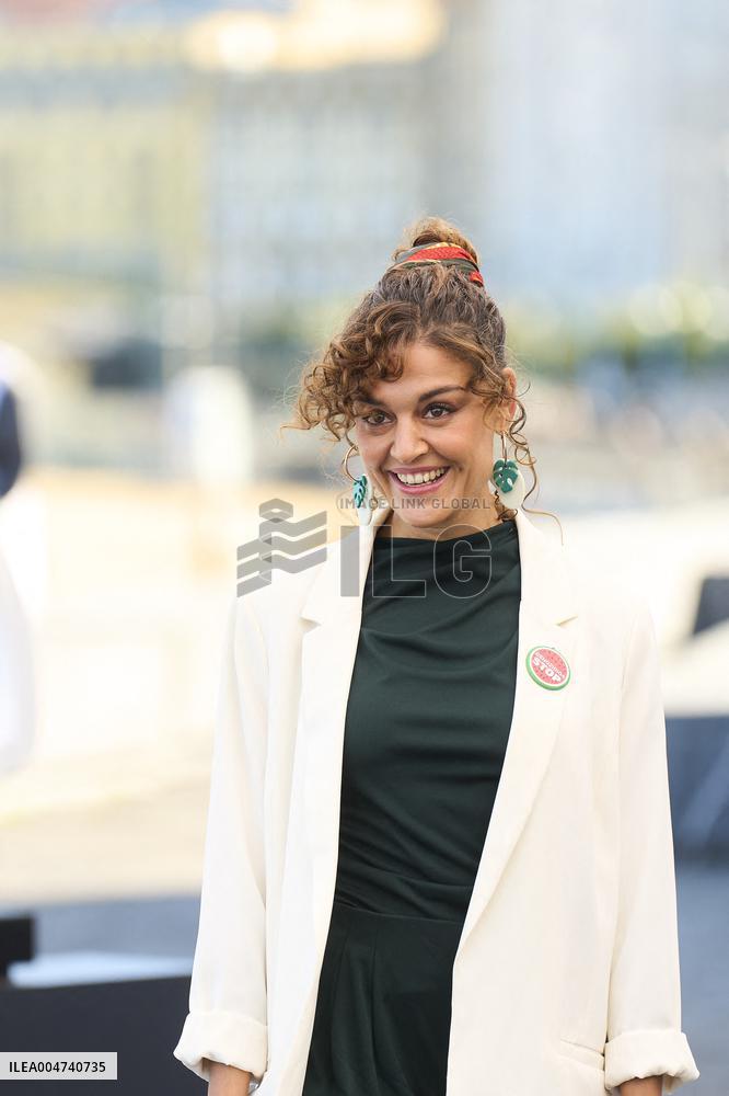 73rd San Sebastian International Film Festival - 'Flores para Antonio' Photocall