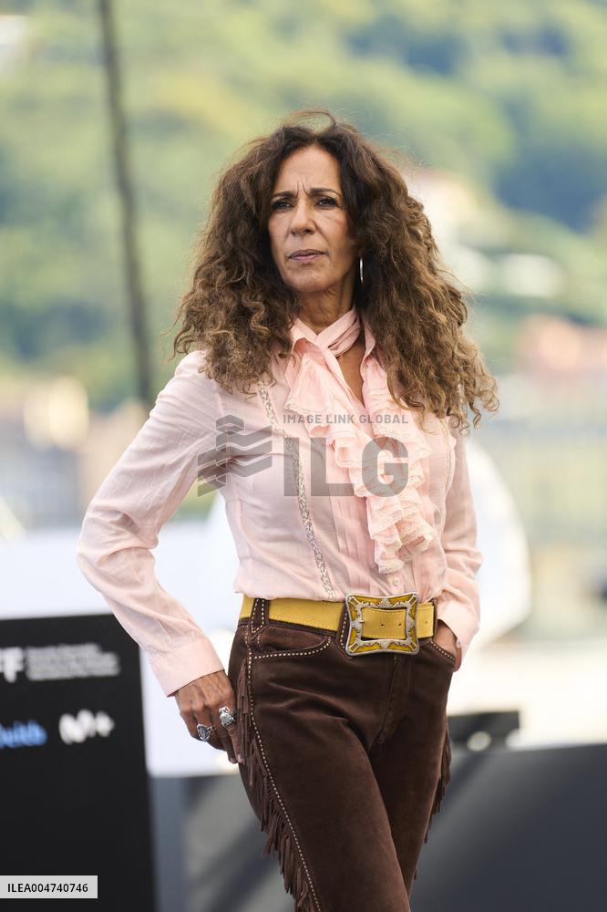 73rd San Sebastian International Film Festival - 'Flores para Antonio' Photocall