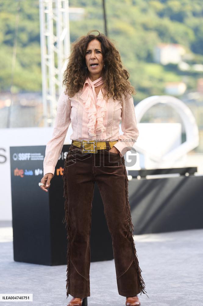 73rd San Sebastian International Film Festival - 'Flores para Antonio' Photocall