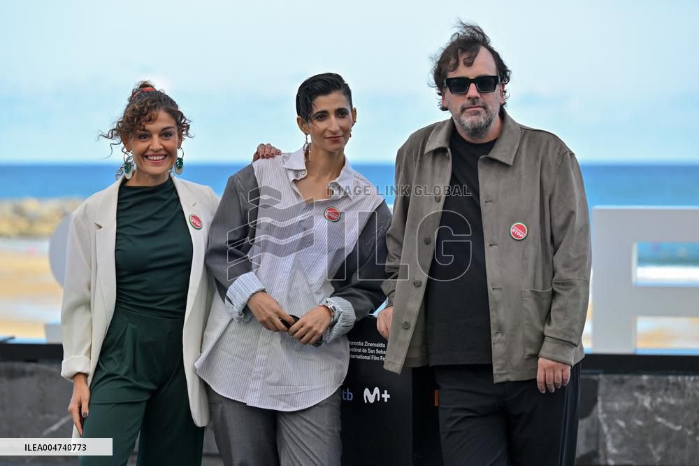 San Sebastian Film Festival Photocall Flores Para Antonio