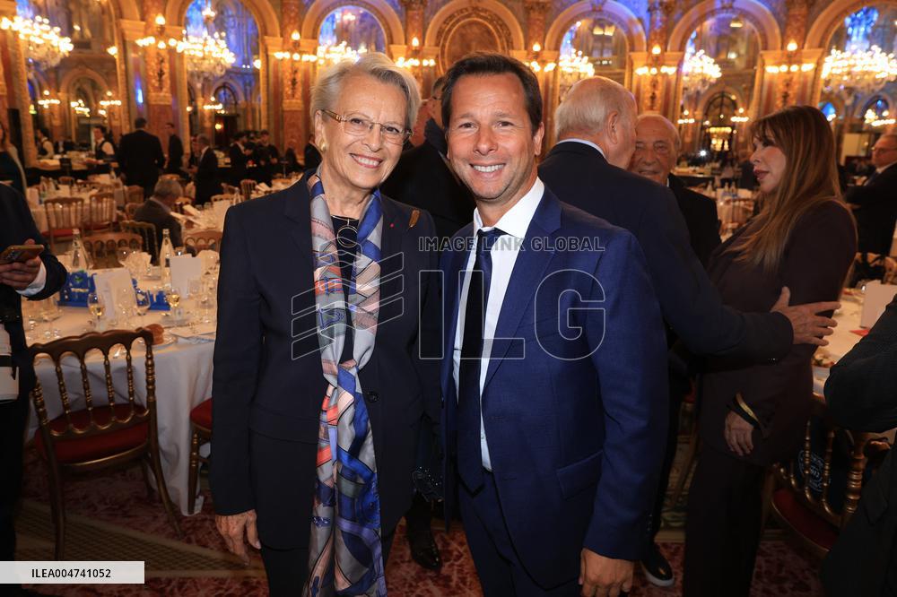 Exclusive - Chinese Business Club Lunch - Paris