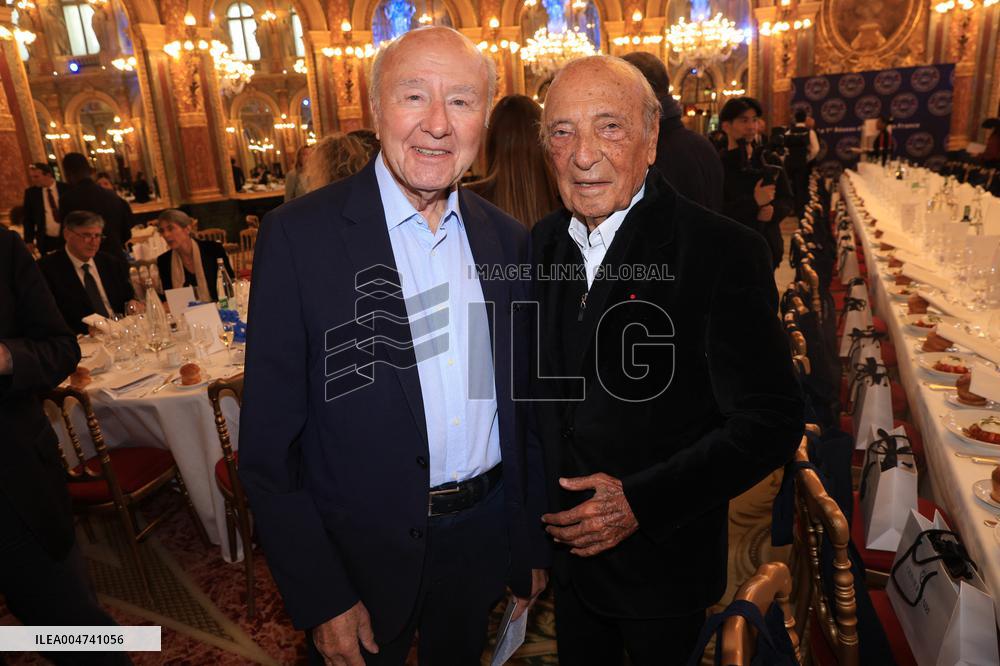 Exclusive - Chinese Business Club Lunch - Paris