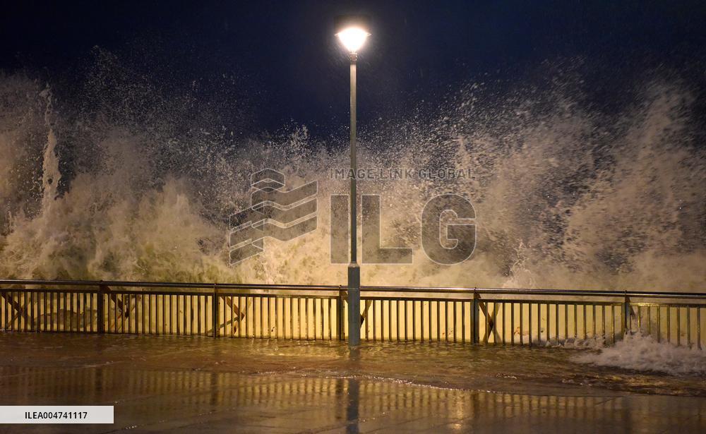 Hong Kong During Typhoon Ragasa