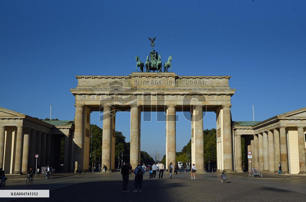 Illustration - Brandenburg Gate