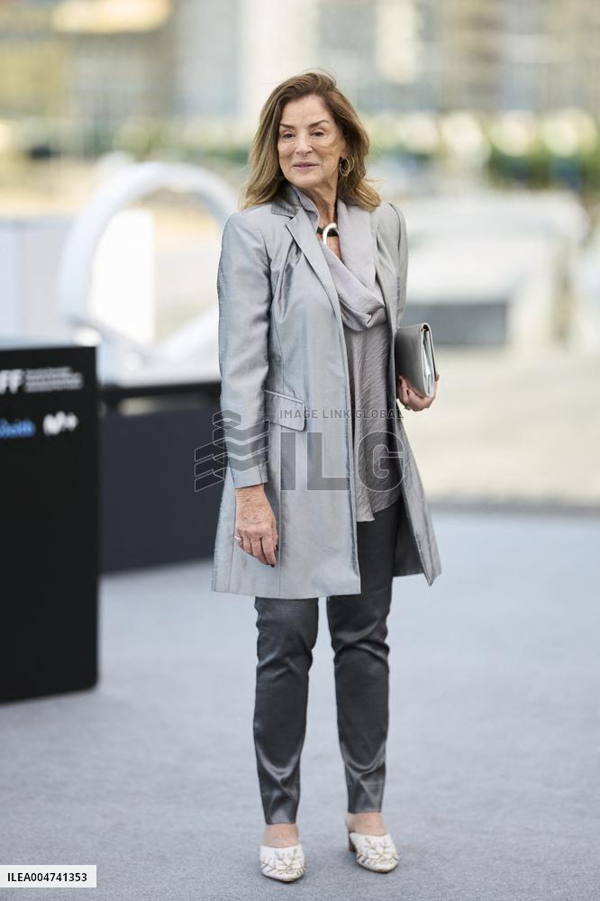 73rd San Sebastian International Film Festival - 'Corrientes' Photocall