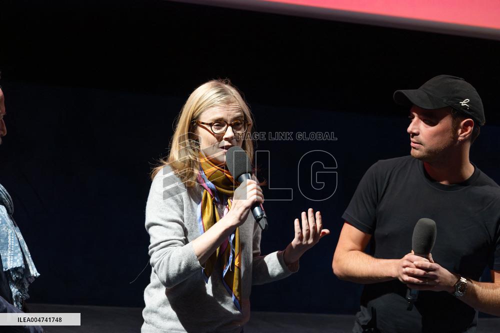 Les Reveurs Paris Film Premiere