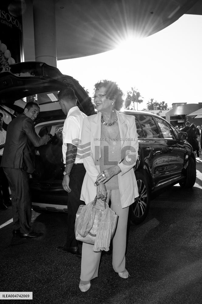 Files - Claudia Cardinale