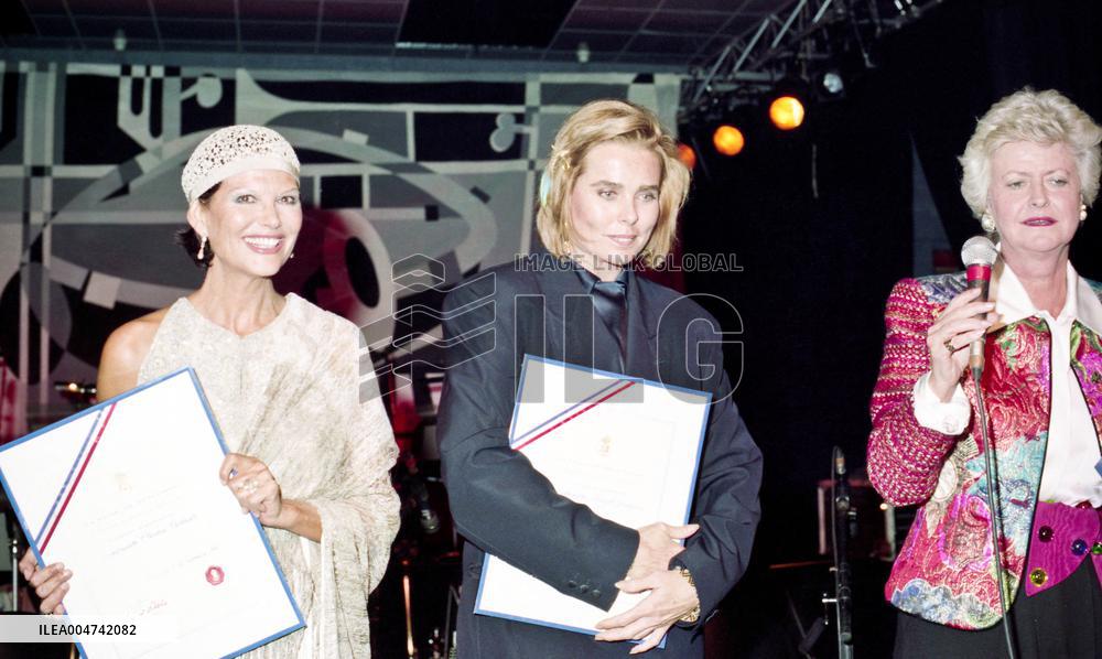 Files - Claudia Cardinale