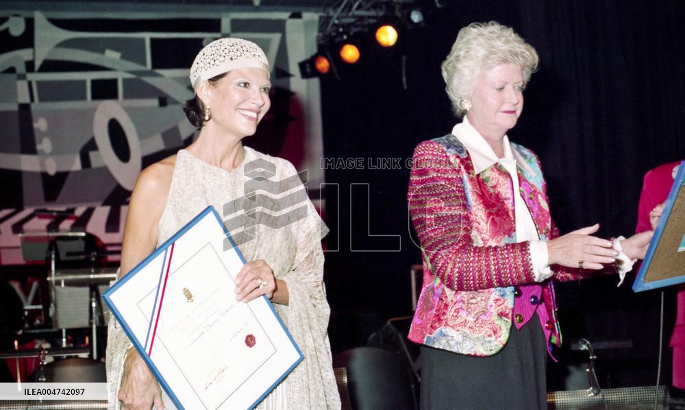 Files - Claudia Cardinale