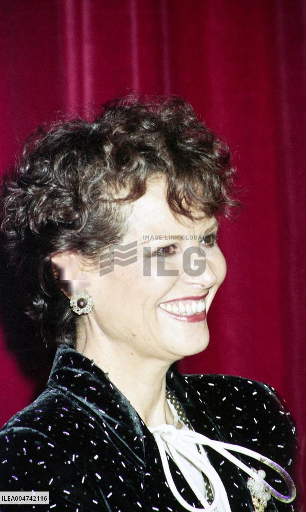 Files - Claudia Cardinale