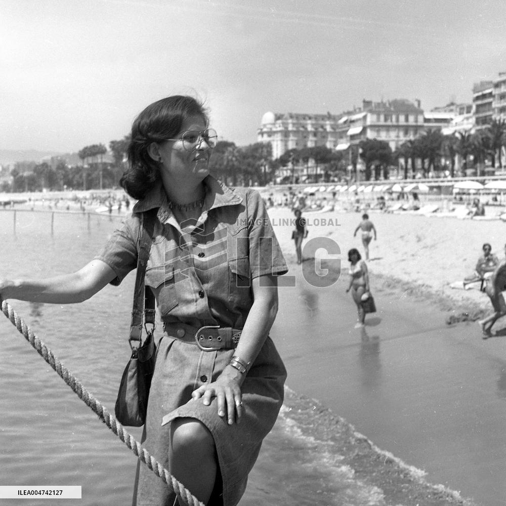 Files - Claudia Cardinale