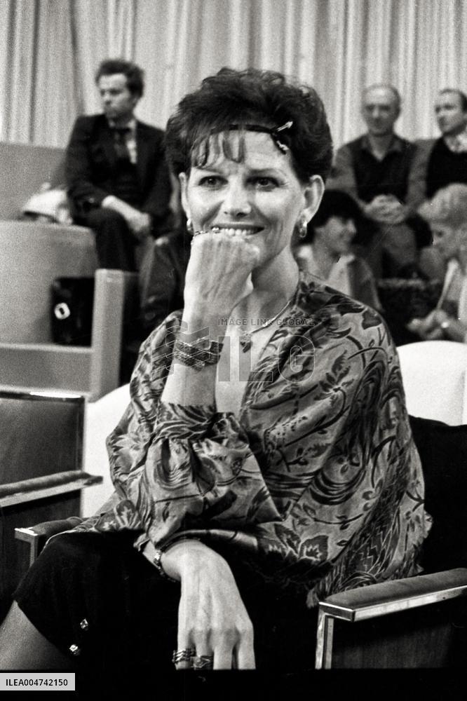 Files - Claudia Cardinale